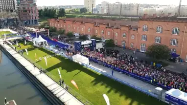 Imagem aérea da partida da Maratona de Aveiro